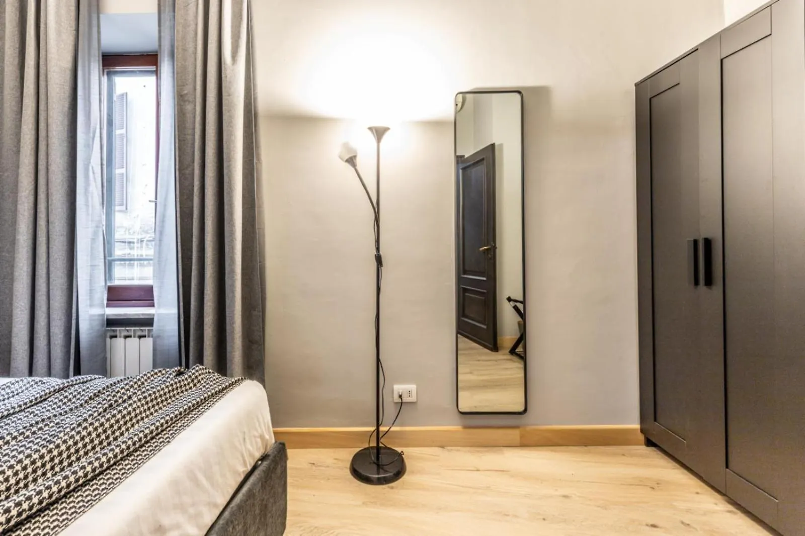 Flatinrome Trastevere Complex Apartment